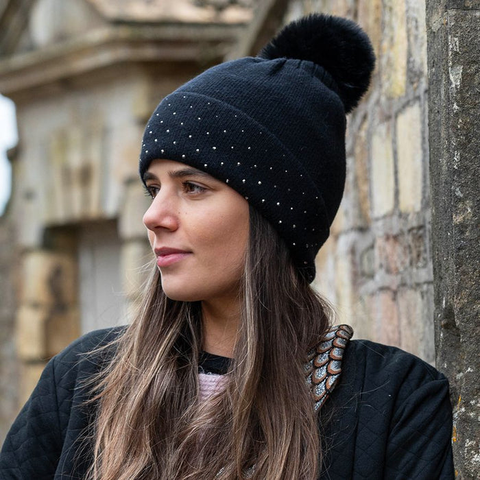 POM Studded Trim Hat With Faux Fur Pompom - Black