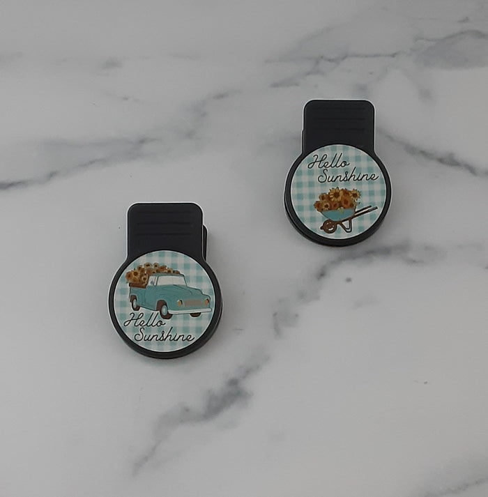Chip Clip and Bottle Opender WHEELBARROW