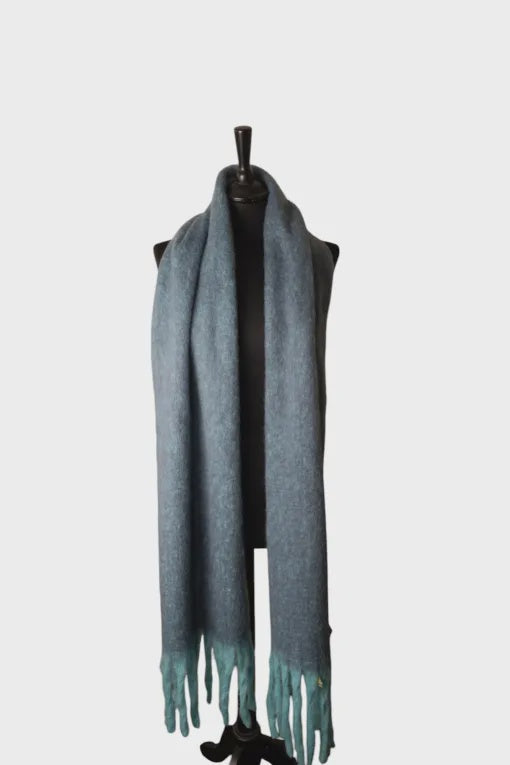Jess & Lou Chunky Winter Scarf -Oatmeal & Blue Mottle