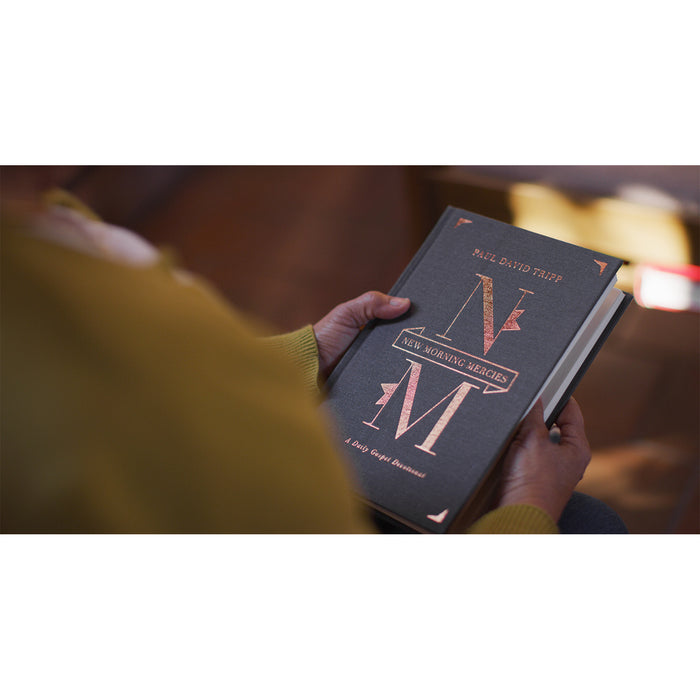 New Morning Mercies Devotional - Paul Tripp - Gift Edition - Cloth Over Board (5)