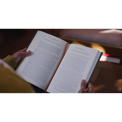 New Morning Mercies Devotional - Paul Tripp - Gift Edition - Cloth Over Board (6)