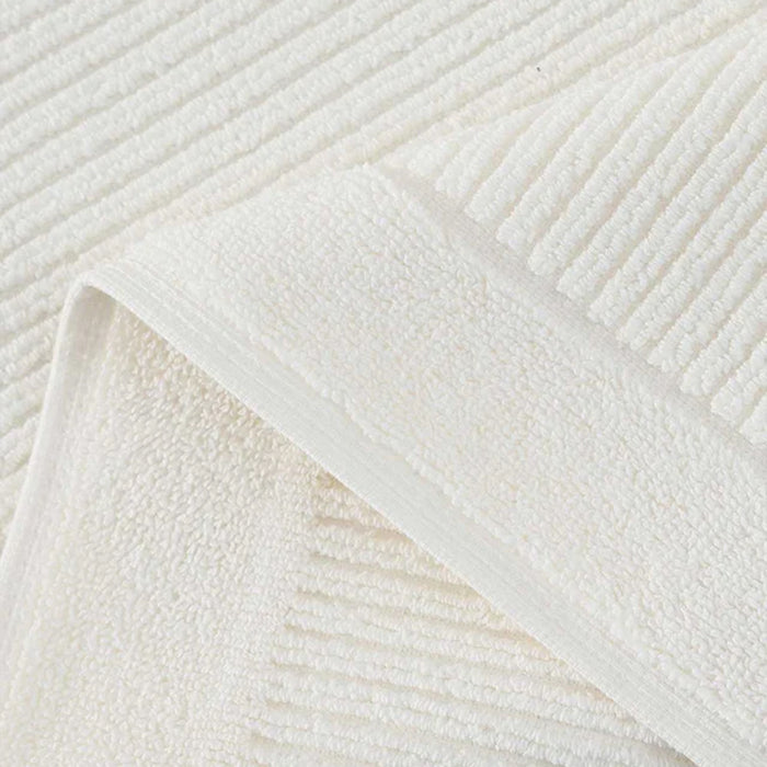 Close-up of Renew Bath Mat Ivory